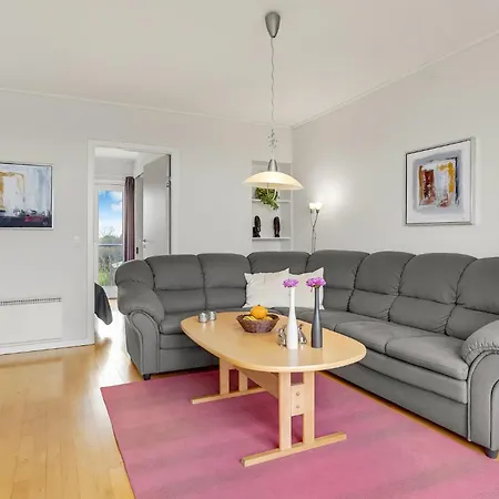 Ferienhaus 2 Bedroom Stunning In *