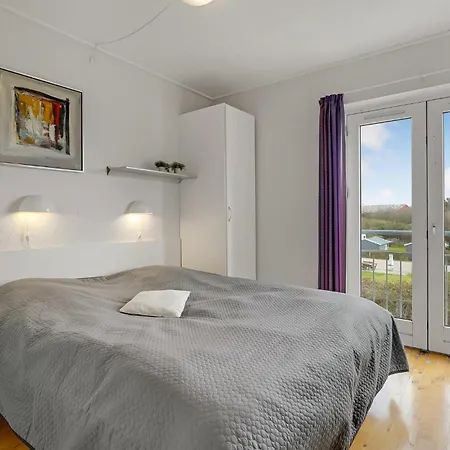 Dom wakacyjny 2 Bedroom Stunning In *