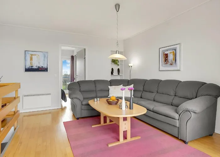 Dom wakacyjny 2 Bedroom Stunning In *