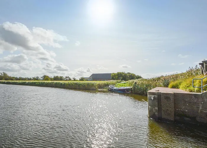 2 Bedroom Stunning In